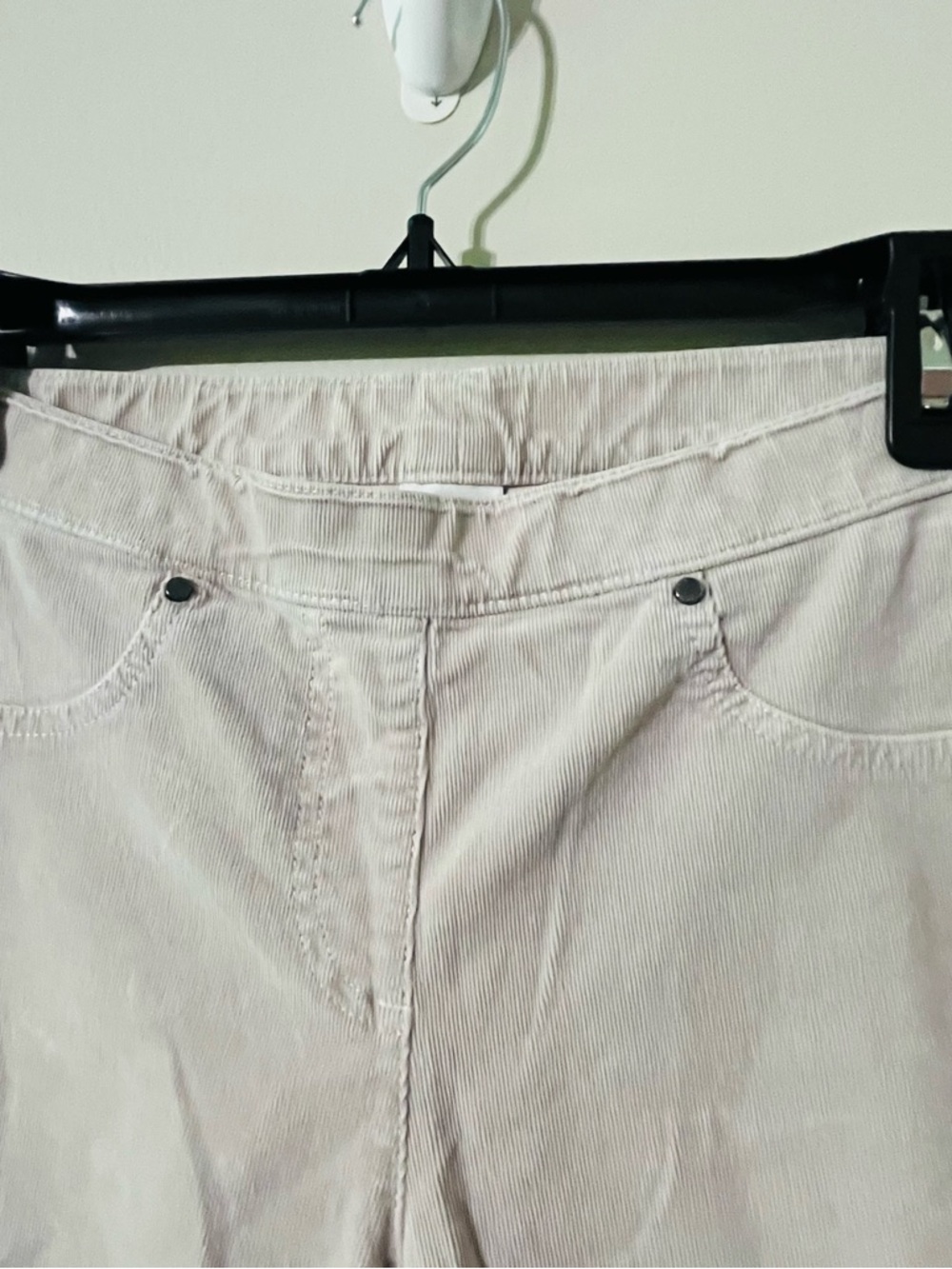 Max Mara Leisure Corduroy Soft Cream Pants Joggers
Sz S - Picture 3 of 10
